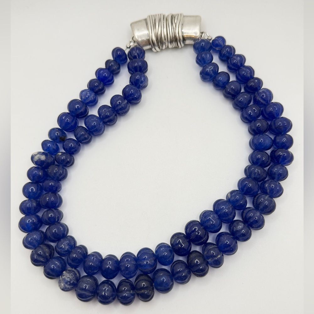 NWOT ~16" REVIVED, Dyed Sapphire "pumpkin" beaded necklace w/ silver tone clasp!